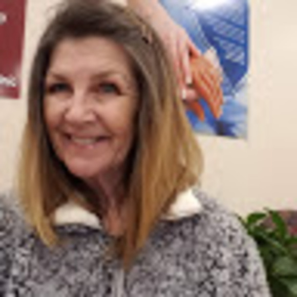 Meet your Posher, Dianne - Picture 1 of 1